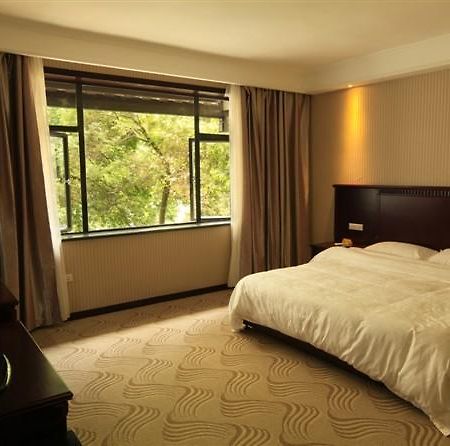 Yangshuo Hua Xiang Man Ting West Street Hotel Habitación foto